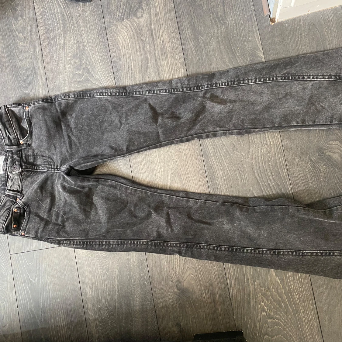 Grå jeans från Perfect Jeans - 2