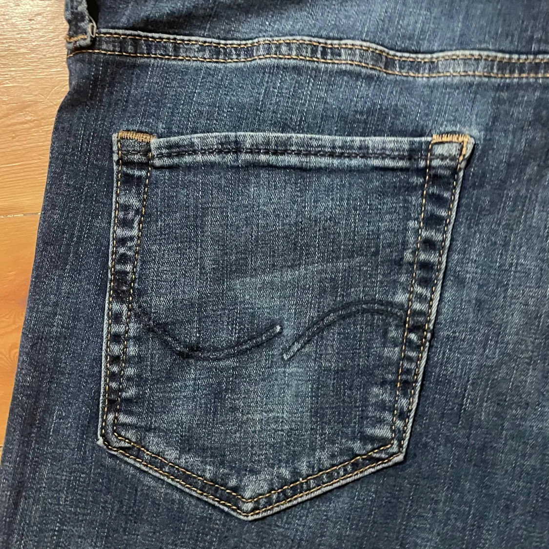 Slim Glenn Jack&jones jeans  i storlek 31/32 - 2