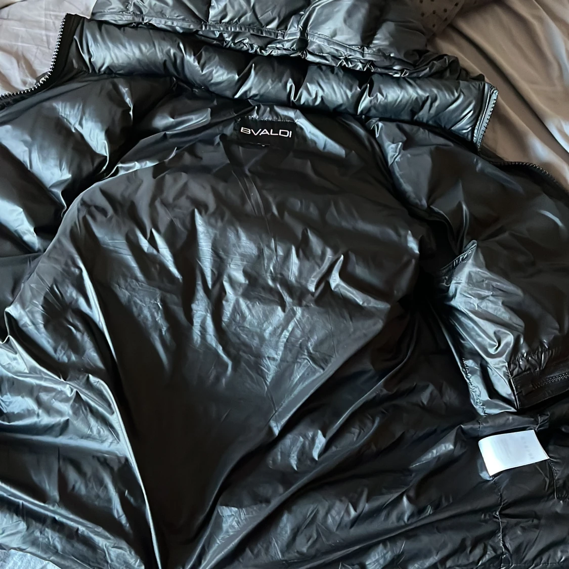 Svart dunväst från bvaldi. 1799 nypris! - 2