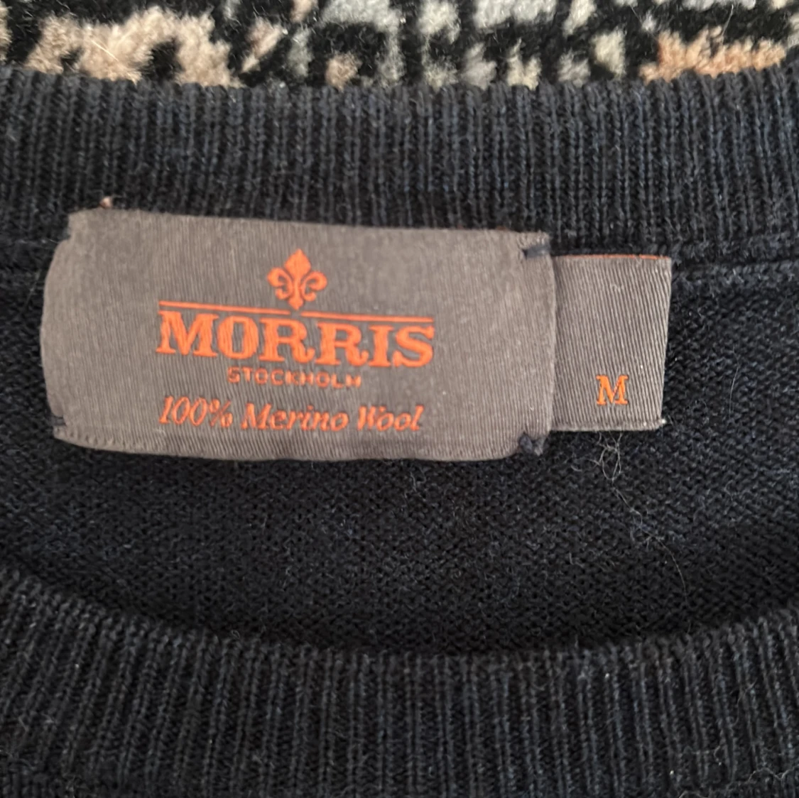 Mörkblå sweatshirt från Morris - 1