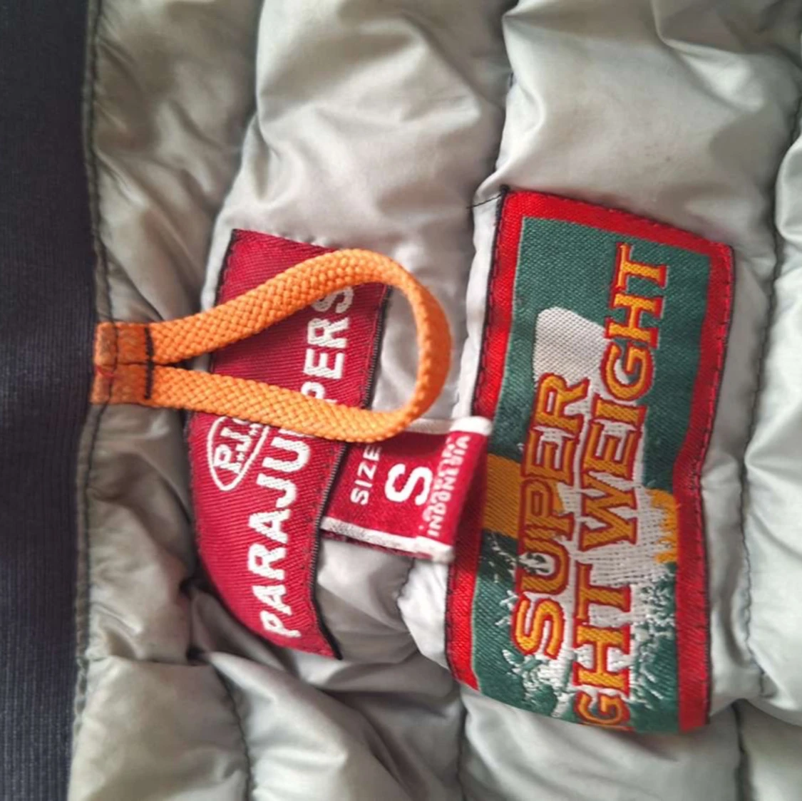 Svart dunväst från Parajumpers - 3