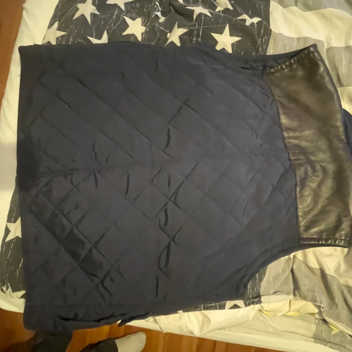 Mörkblå quiltad dunväst Lexington S - 1