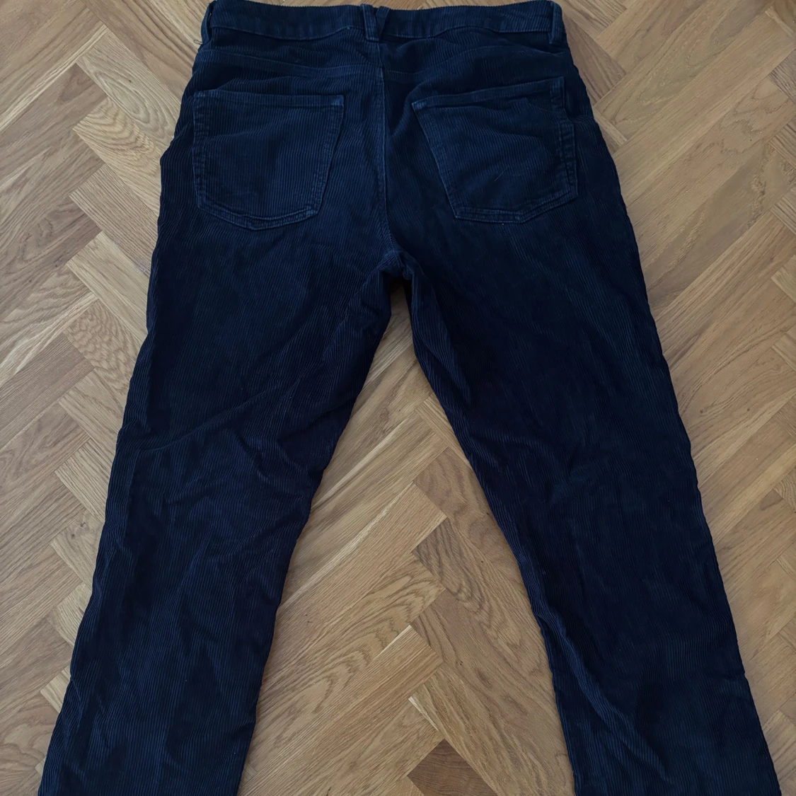 Mörkblå manchesterbyxor - 1