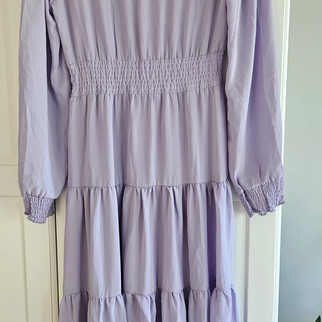 Ljuslila långklänning från Zink - 1