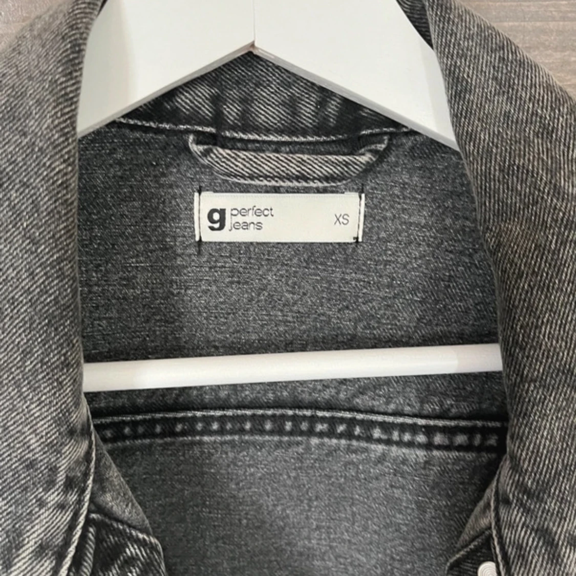 Grå jeansjacka  - 2