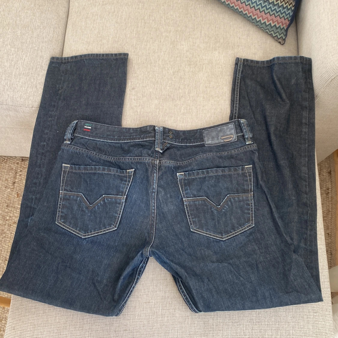 Mörkblå Diesel jeans  - 1