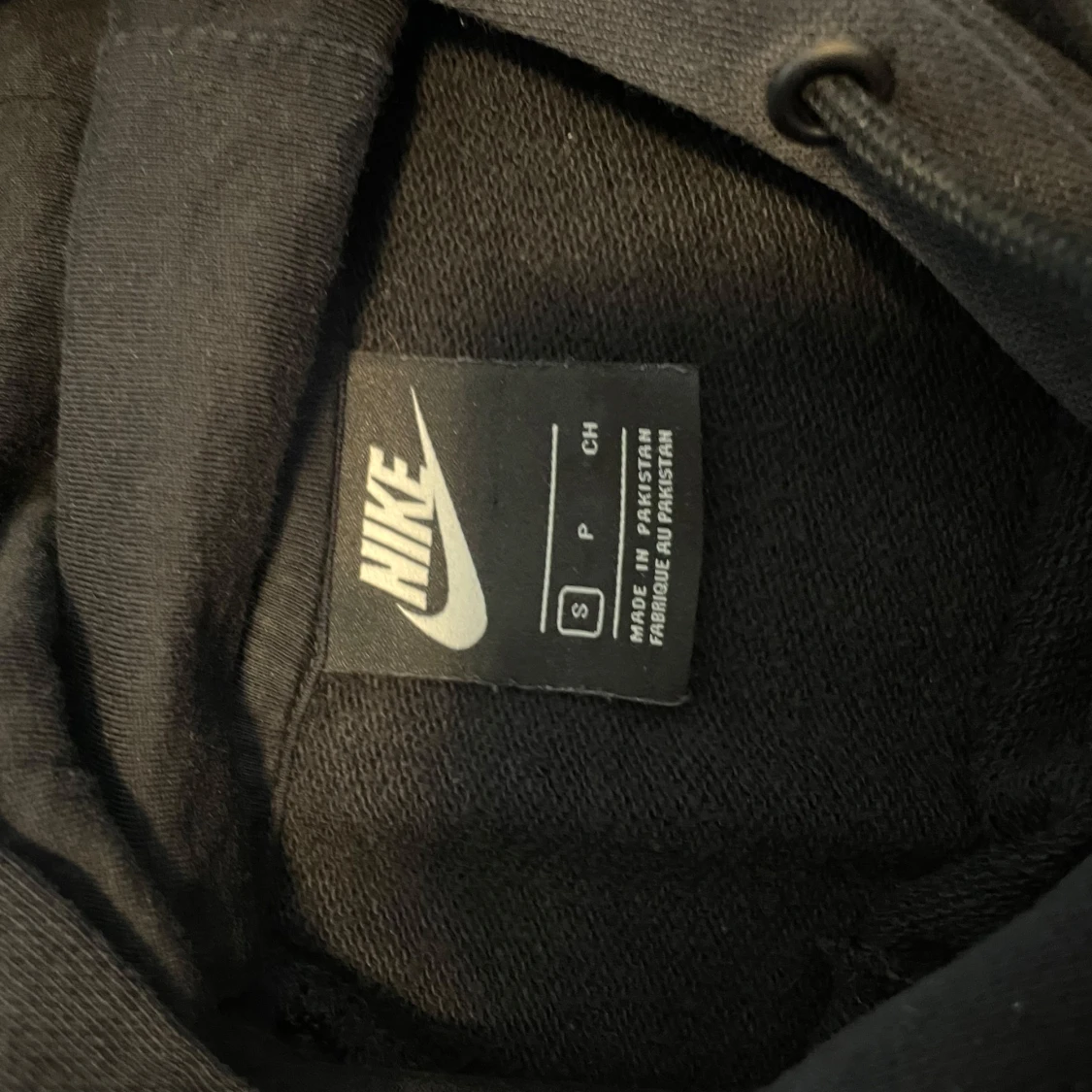 Svart hoodie från Nike - 1