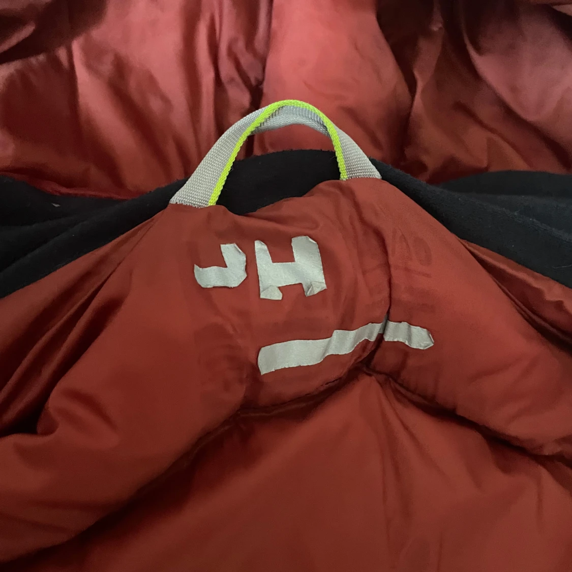 Röd och marinblå pufferjacka Helly Hansen - 4