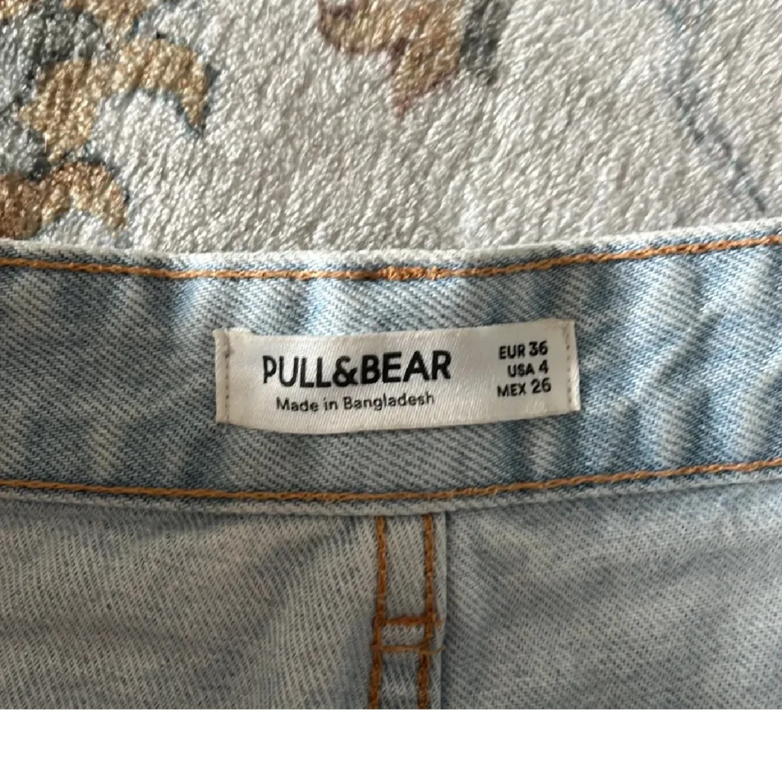 Ljusblå jeansshorts från Pull&Bear - 4