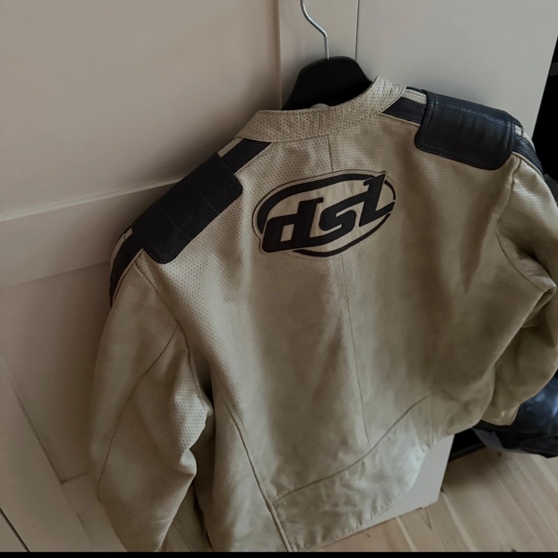 Skinnjacka från Diesel - 1