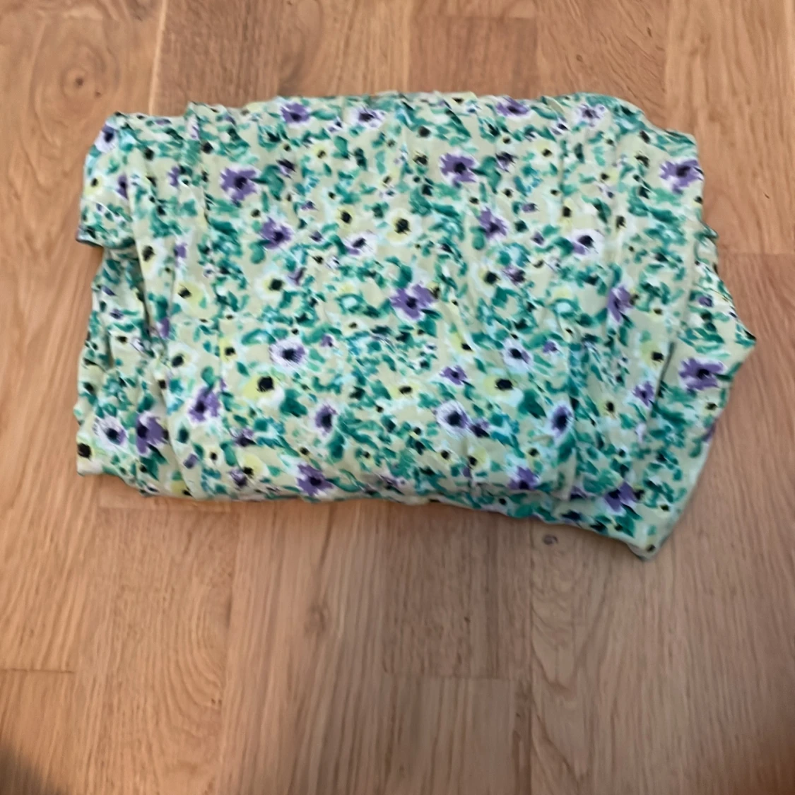 Blommig långkjol från Lindex - 4