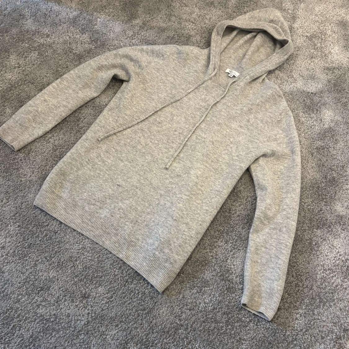 Ljusgrå merinoull hoodie - 3