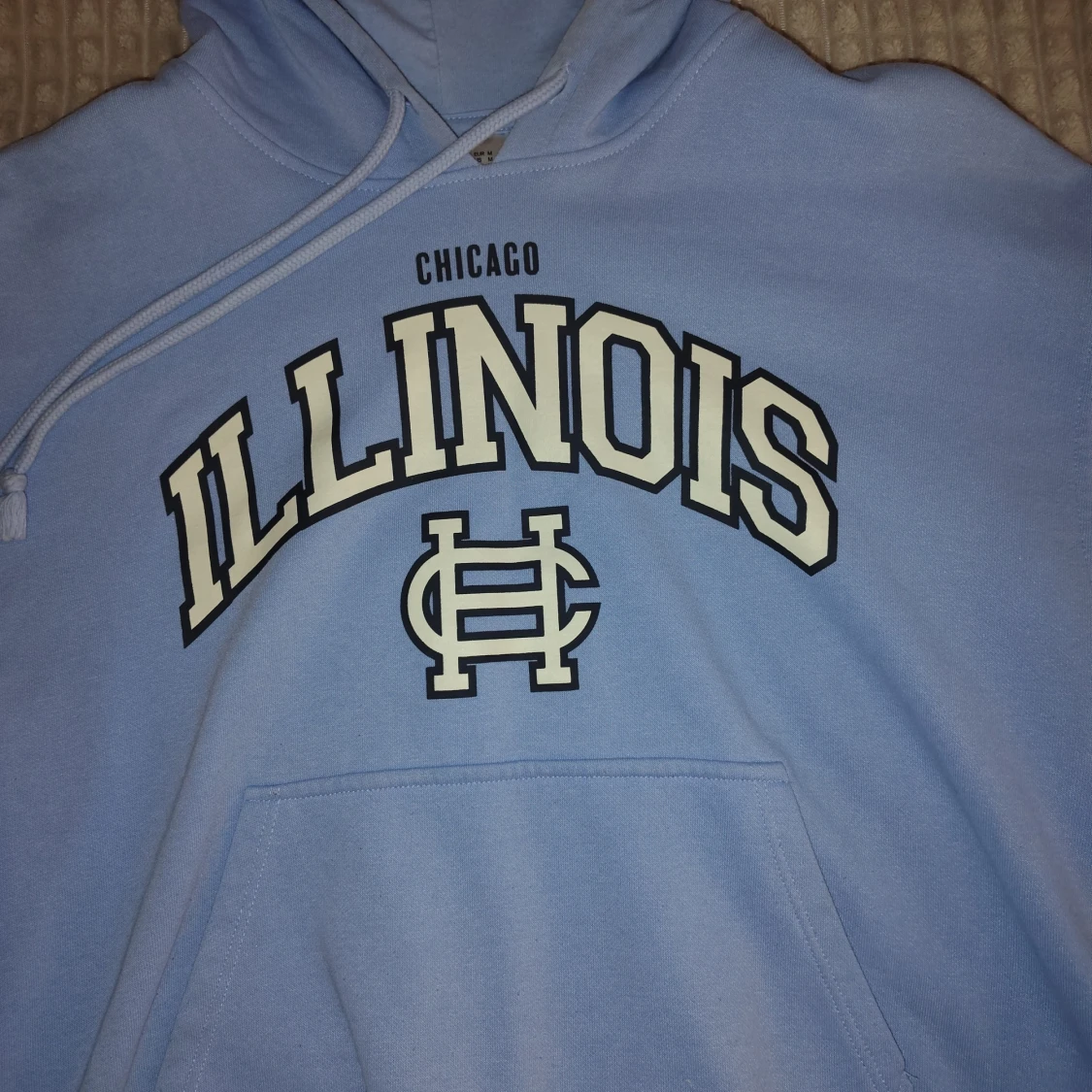 Ljusblå Illinois hoodie från H&M Divided - 2