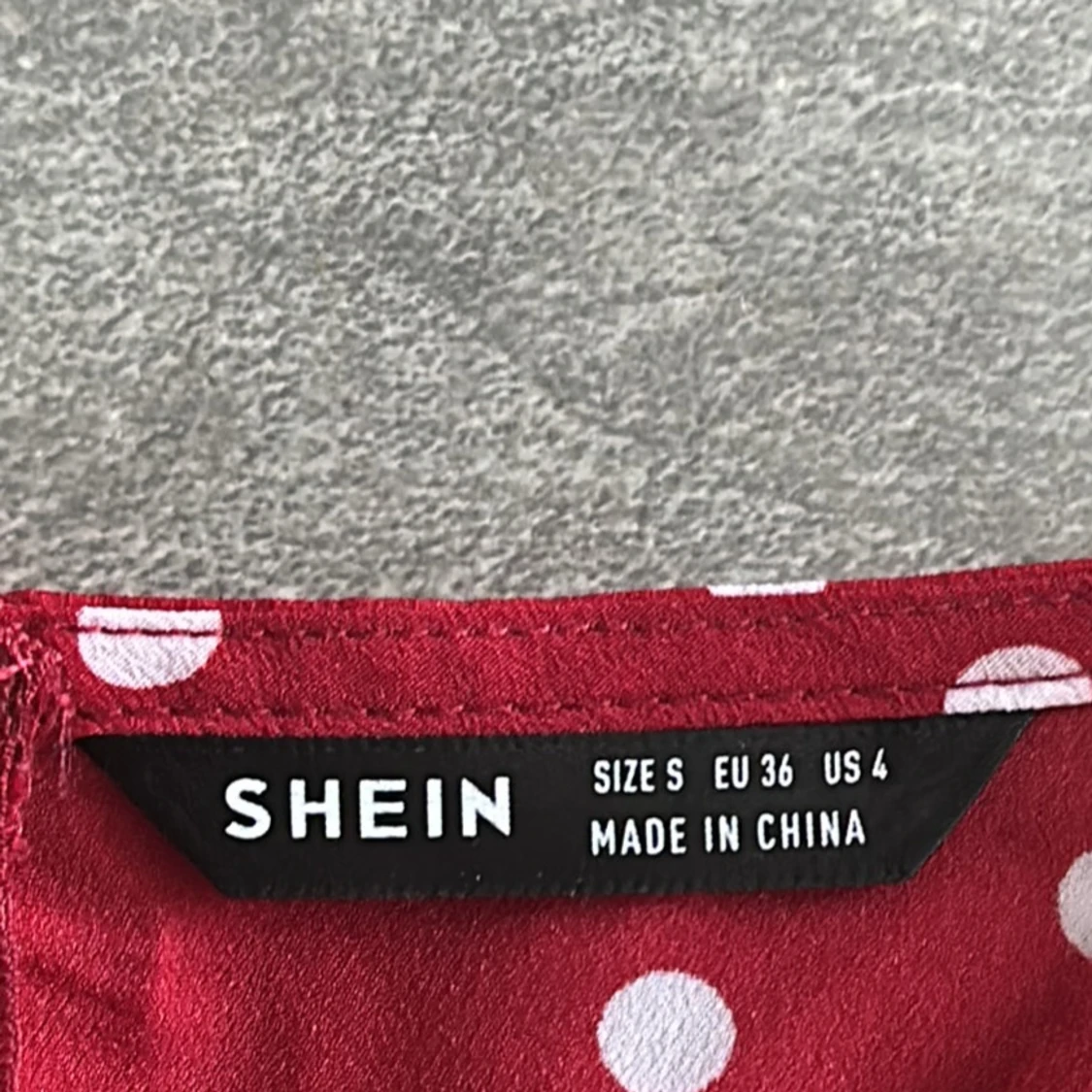 Röd prickig långklänning från SHEIN - 2