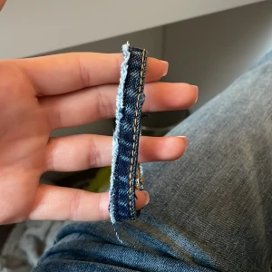 Cool jeans armband🌟 - Säljer nu detta super coola jeans armband🌟super snyggt till t.ex en klocka. Köpt här på plick💞