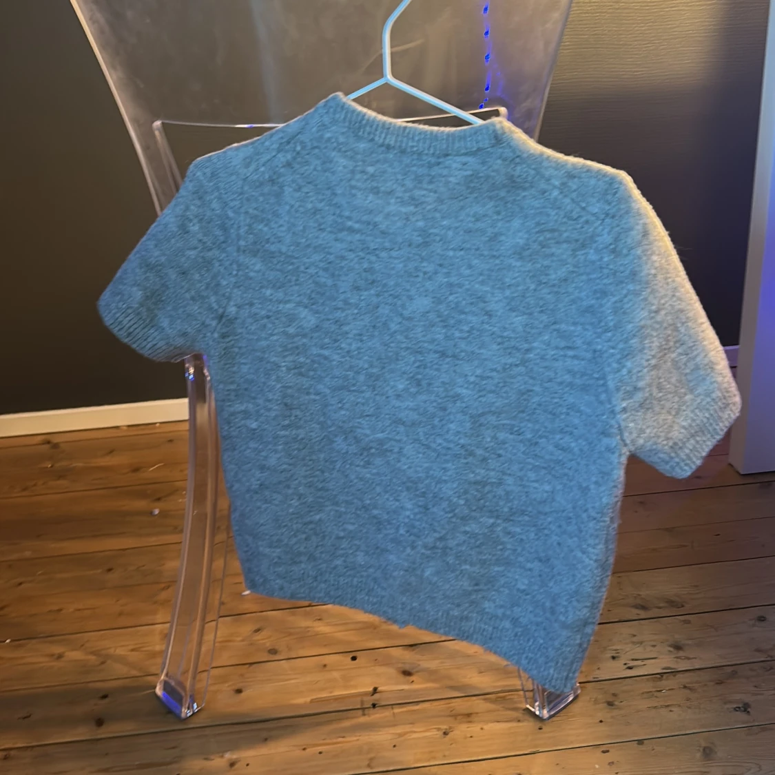 Grå kortärmad kofta från Zara - 1