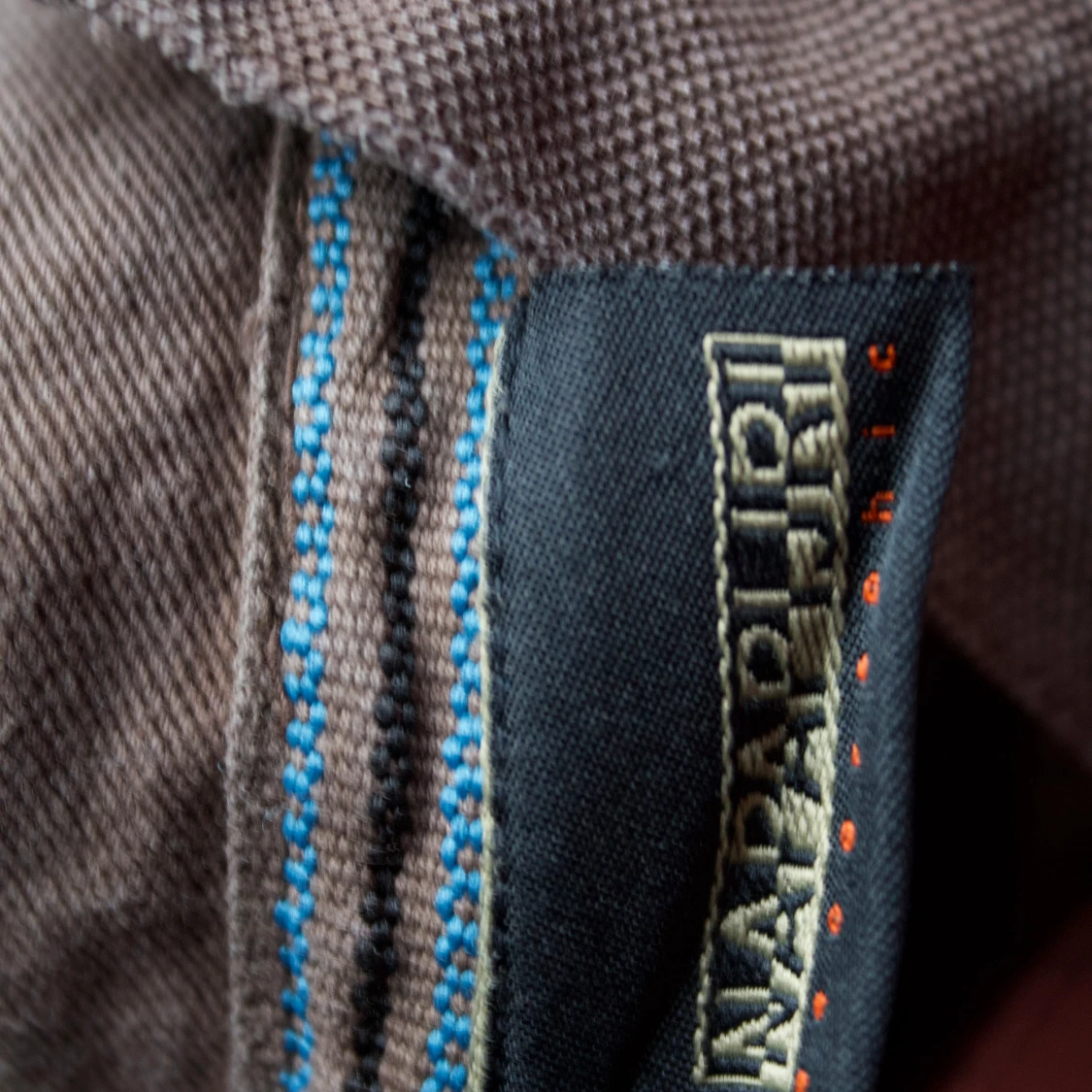 Brun långärmad pikétröja från Napapijri - 1