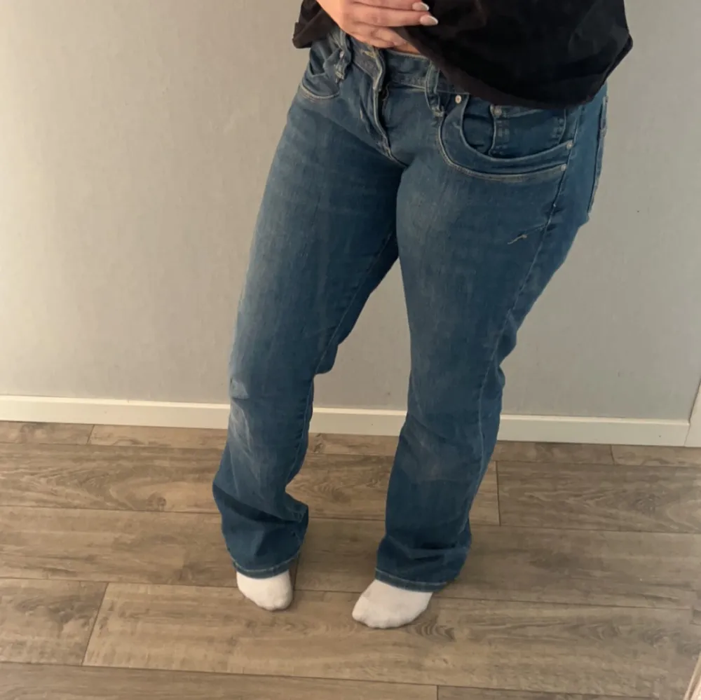 Ltb jeans i modellen valerie, fint skick knappast använda. Vid snabb affär kan priset diskuteras 👏👏👏. Farkut & Housut.