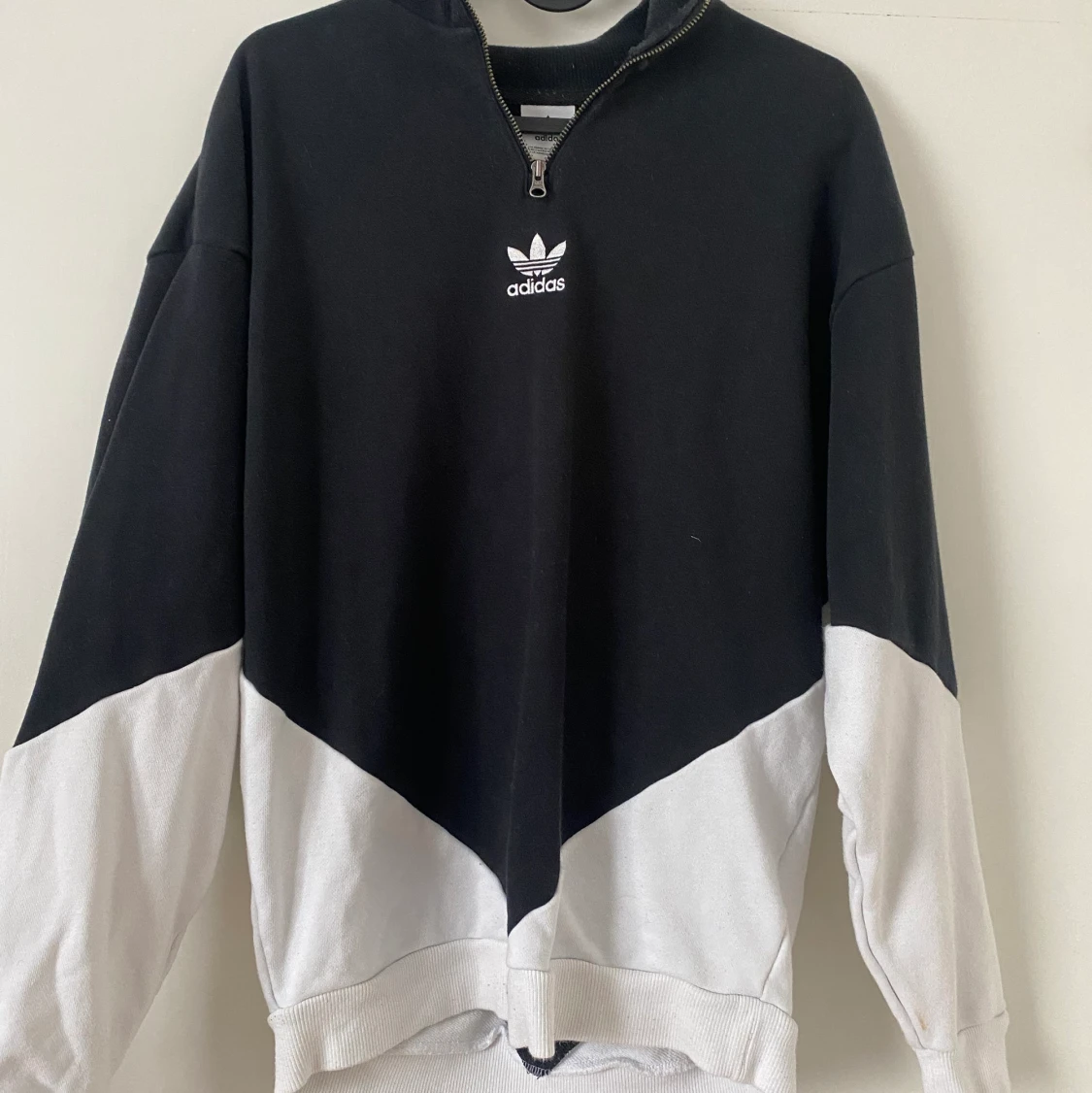 Adidas zip up sweatshirt stl S
