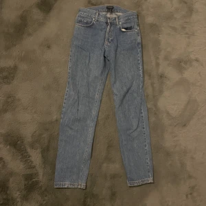 Blåa jeans - Blåa jeans.