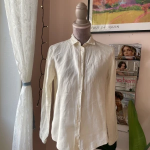 Shirt  - Vintage linen shirt! 🙌💕 