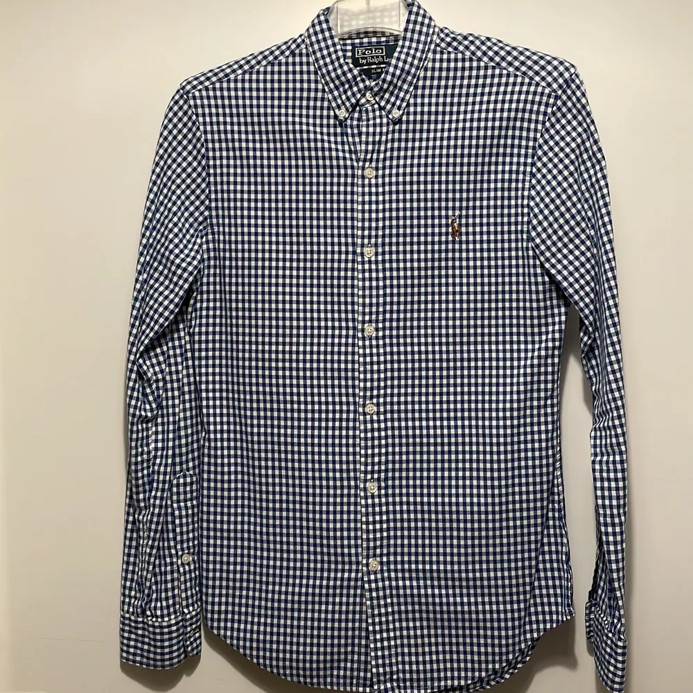 Oxford skjorta från Polo Ralph Lauren. Storlek: S. Passform: Slimfit. Skjortor.