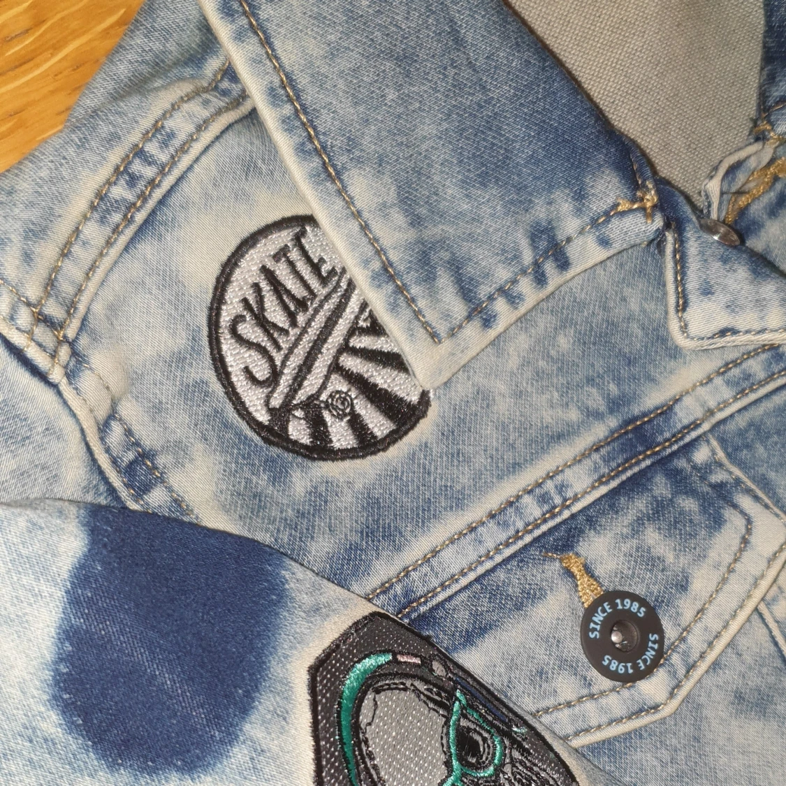 Jeansjacka i mjuk stretchbomull - 91