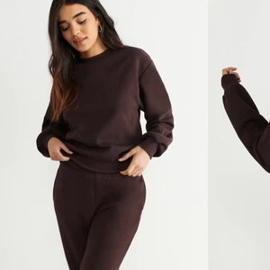 Brun sweatshirt från ginatricot  - Brun sweatshirt från Gina tricot i storlek XS (34), super fin nu till hösten och knappt använd,skriv för mer bilder på den!! 