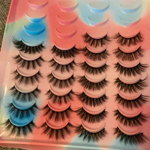 Lösögonfransar  - Hej säljer dessa fina fransar 13 par❤️