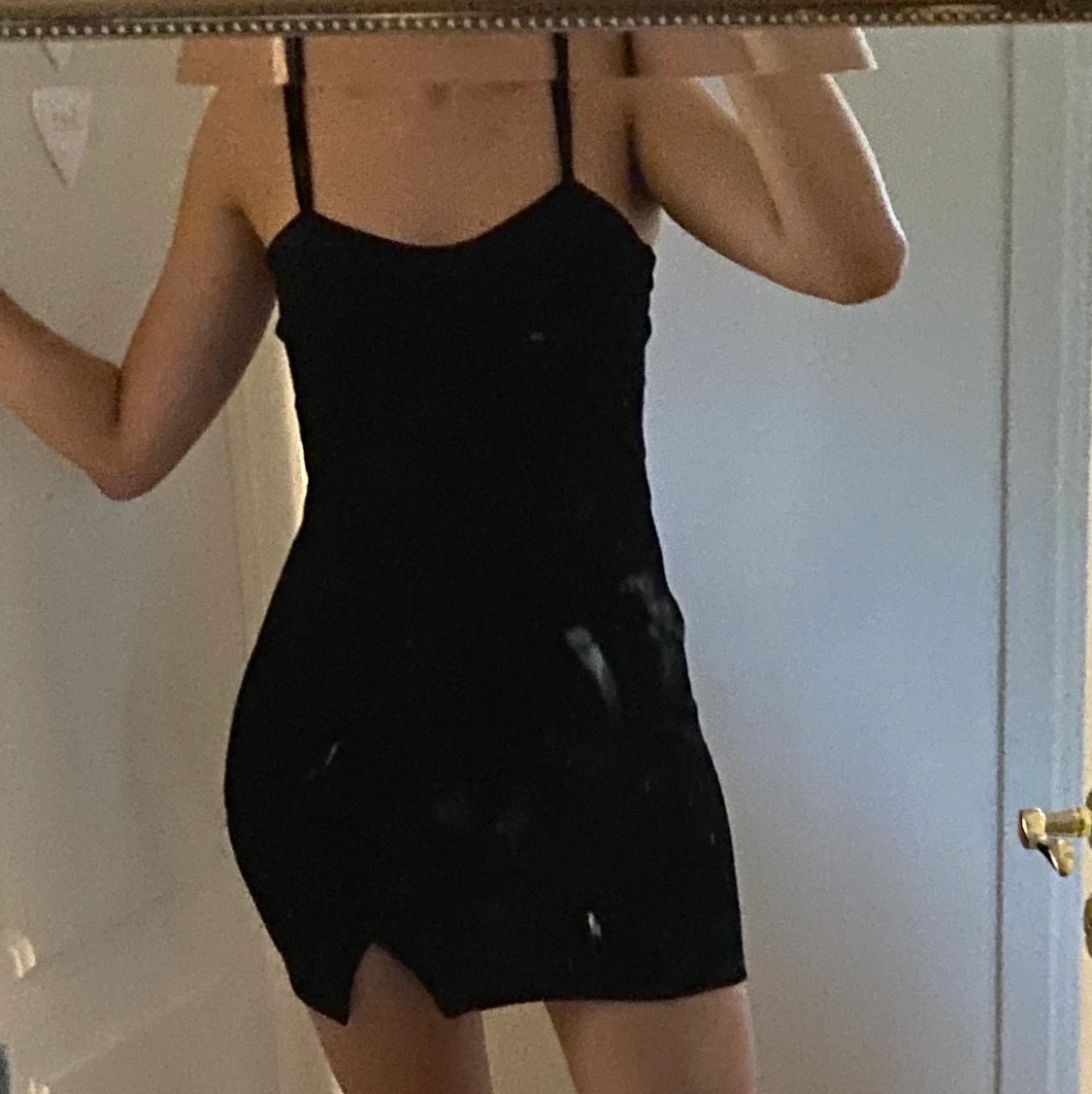 Black mini dress - 90