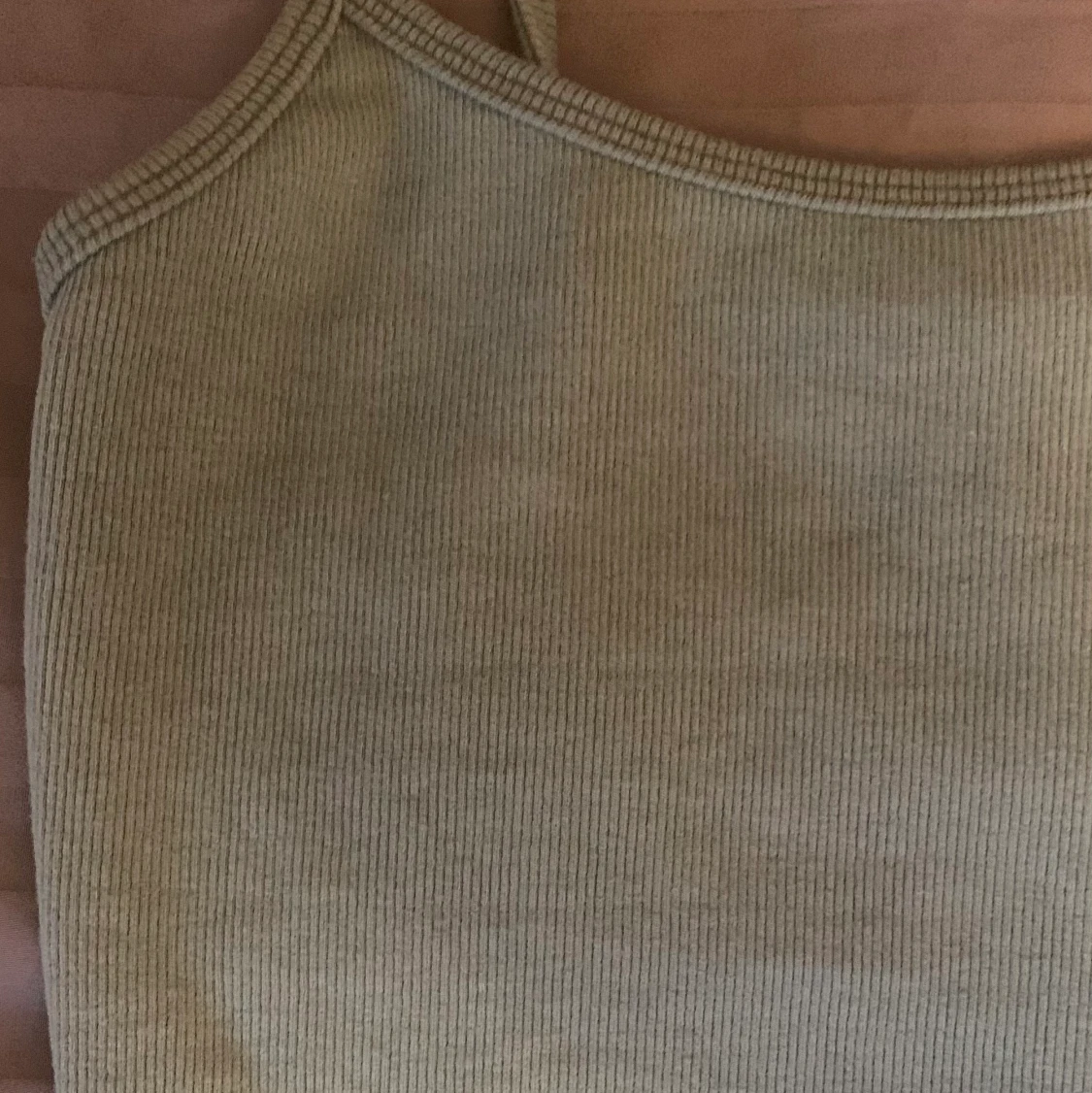 Grön ribbat linne - 91