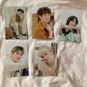 Txt seasons greetings post cards - Txt ssg 2022 post card set. Säljer för 70kr + 13kr frakt