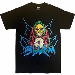 Bluem Studios Tshirt - Storlek S | Skick - 10/10, aldrig använts. | skriv på dm om du har några övriga frågor.