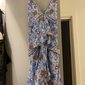 Klänning från zara - Oanvänd fin, kort klänning från zara