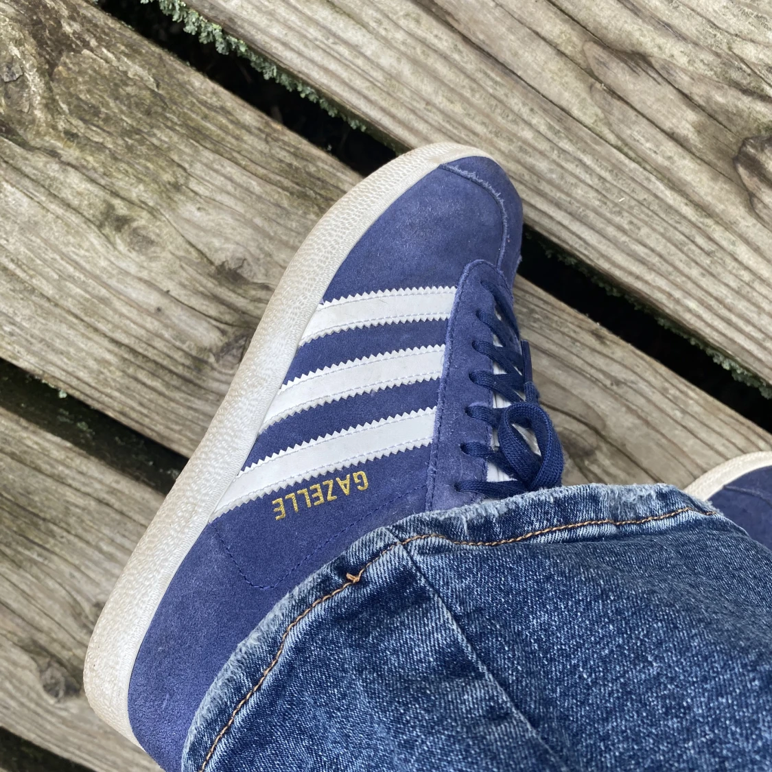Marinblåa adidas skor💙