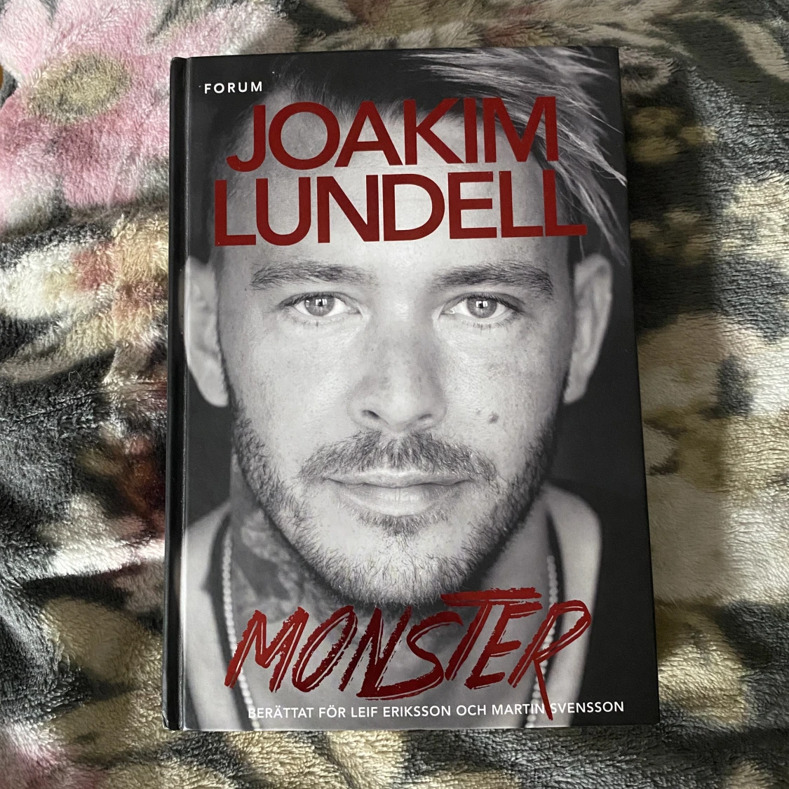 Joakim Lundells bok. 