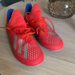 Adidas speedmesh fotbollsko - Bra skick använd en säsong