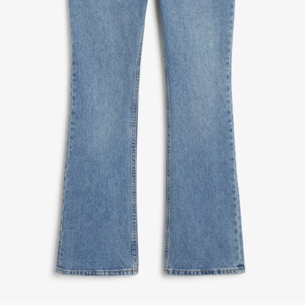 jeans från hm nyskick❤️köpare står för frakt . Jeans & Byxor.