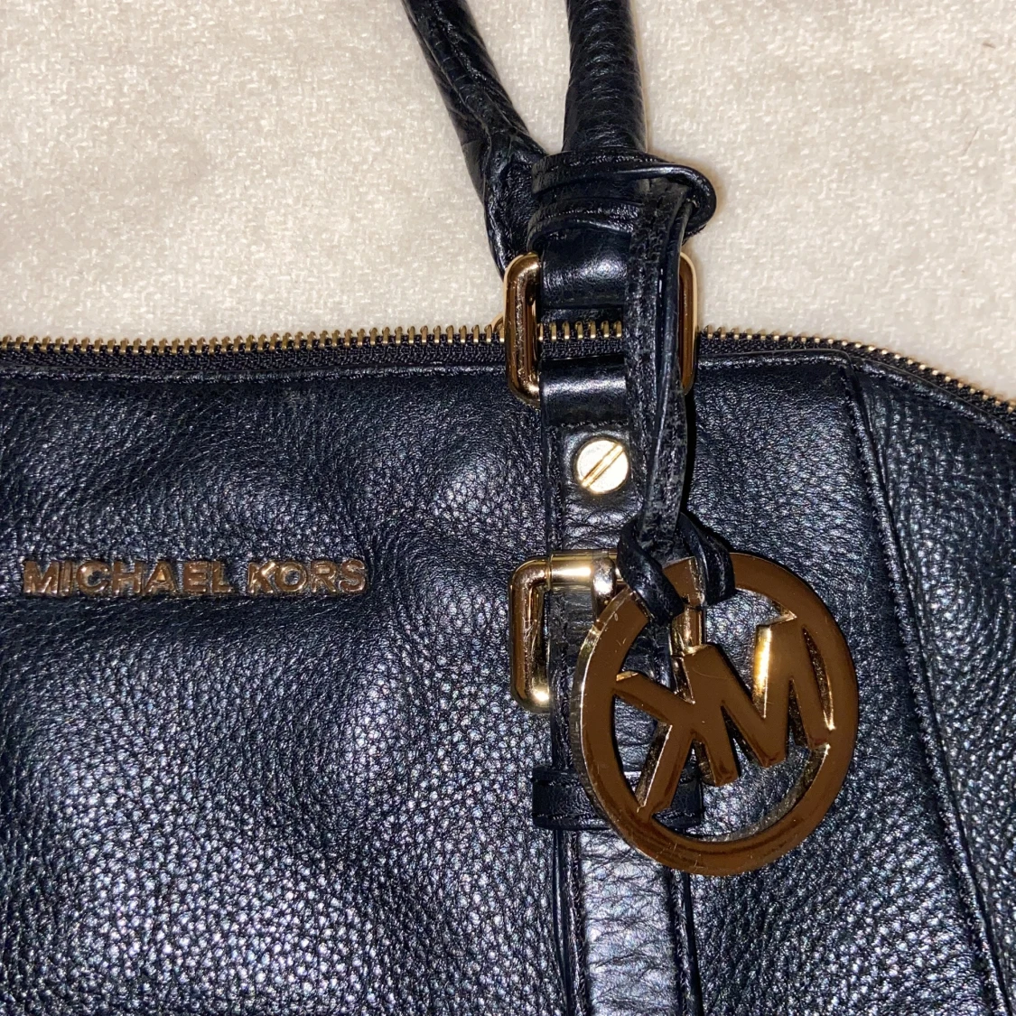 MICHAEL KORS väska - 90