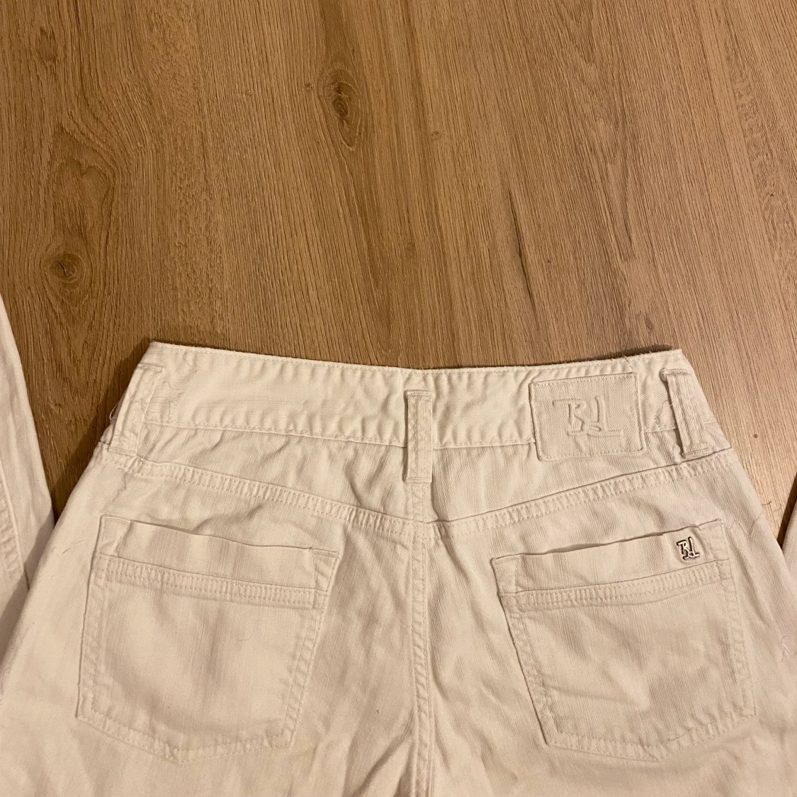 ”Bondelid” lågmidjade jeans  - 90