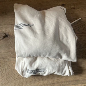 Mjukisset - Mjusisset från Newyorker -stl L passar mindre med -nypris 500kr