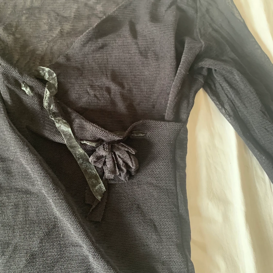 svart långärmad topp i mesh - 91