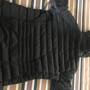 Lättvikts dunjacka från Everest  - Lättvikts dunjacka från Everest använd en gång nypris 799 storlek 34