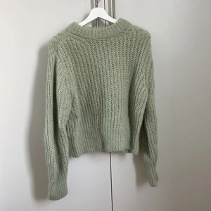 Stickad tröja strl M - Stickad tröja strl M