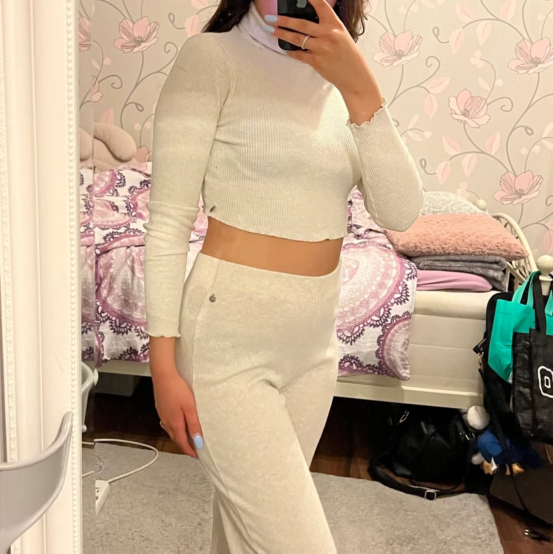 Beige stickad mjukis set - 90