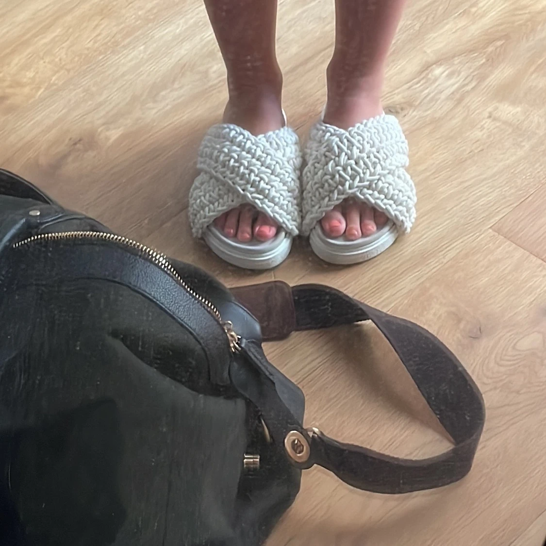 Inukki slippers  - 90