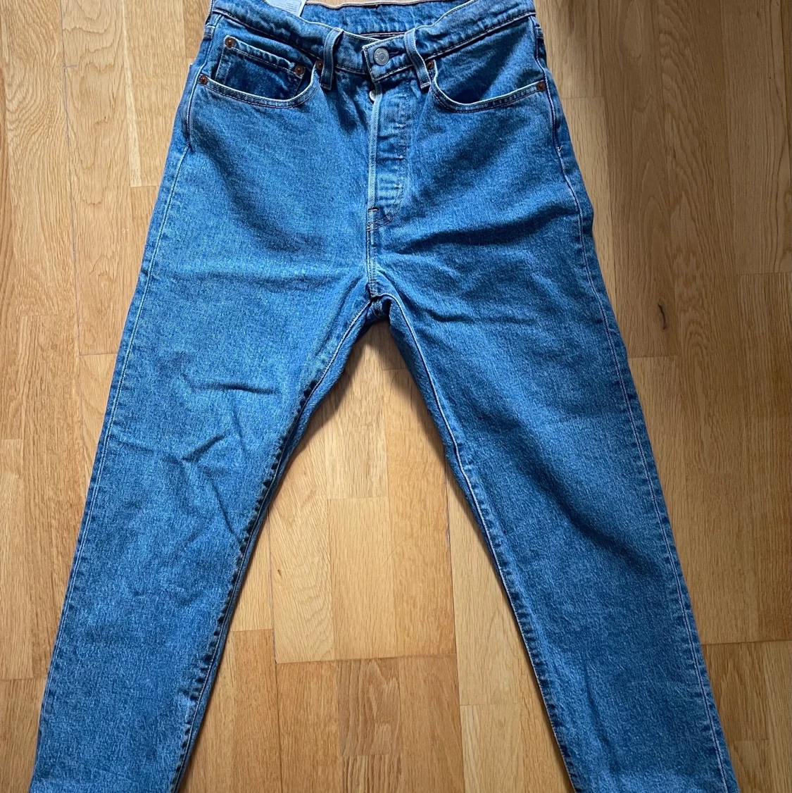 Levis 501 jeans