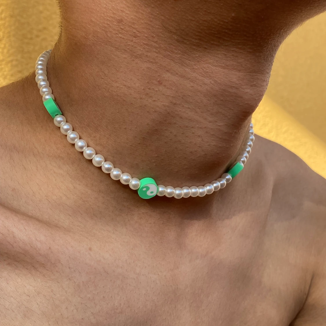 Grönt yin yang och pärl halsband 🍀