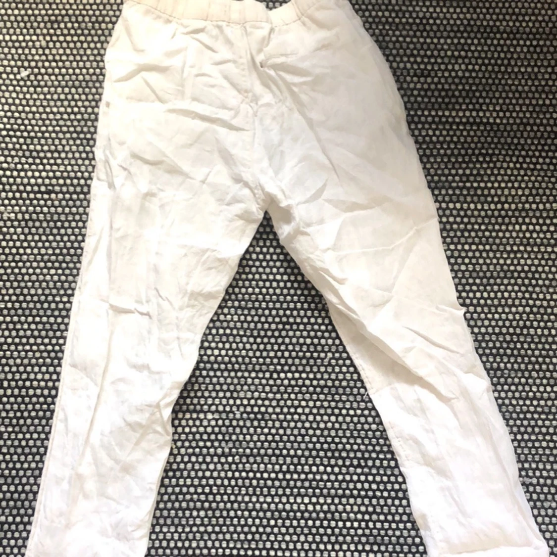 Beige / Vita linnebyxor - 91