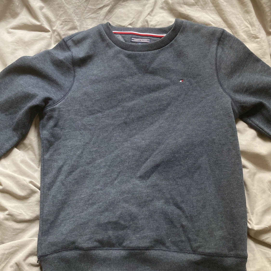 Tommy Hilfiger sweatshirt strl 164
